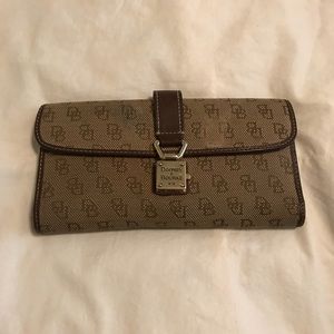 DOONEY AND BOURKE WALLET